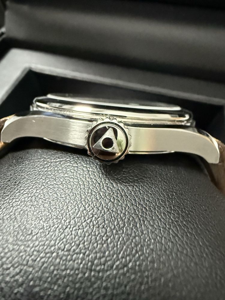 Alpina Alpiner Quartz AL‑240NS4E6 zegarek nowy na gwarancji  pelen set