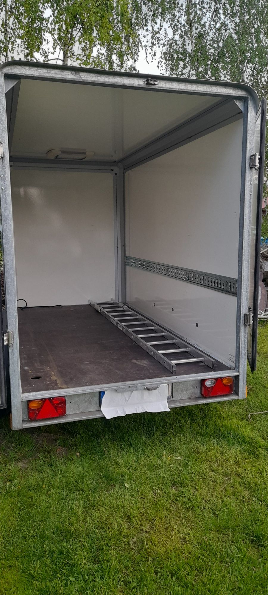 Przyczepa Thule  Dmc 2000 kg
