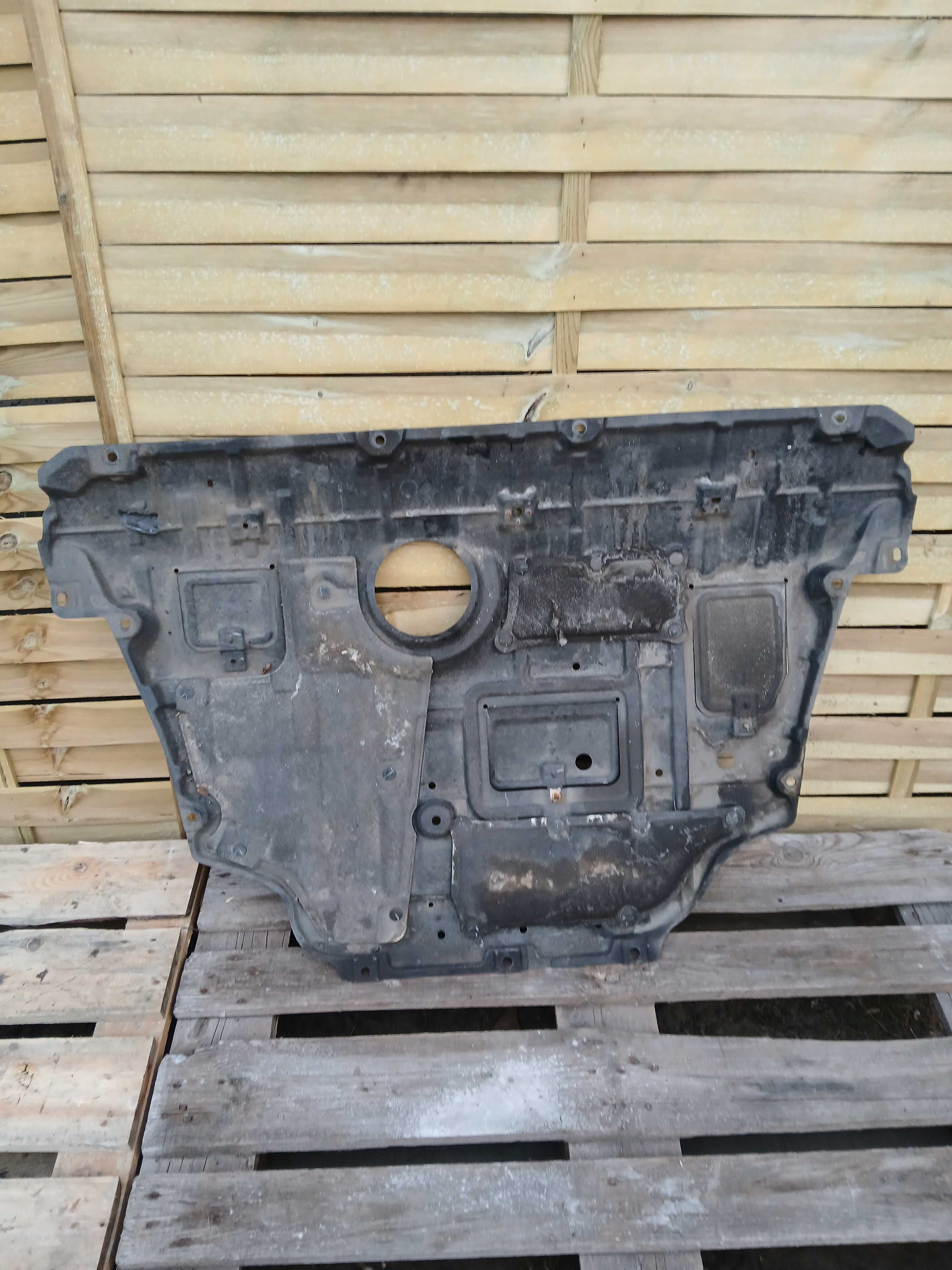 Oslona pod silnik Toyota Rav 4 IV 2.0 2.2 D4d 12-15