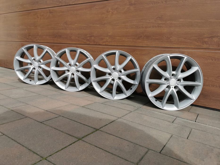 Felgi aluminiowe AEZ 17 cali ET45  5x114.3 centrujący 71,6/64,1