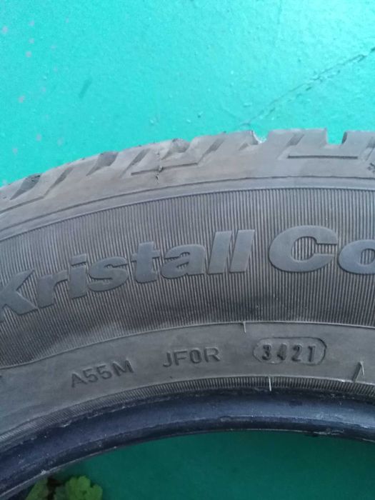 Резина зимова 215/60 R16