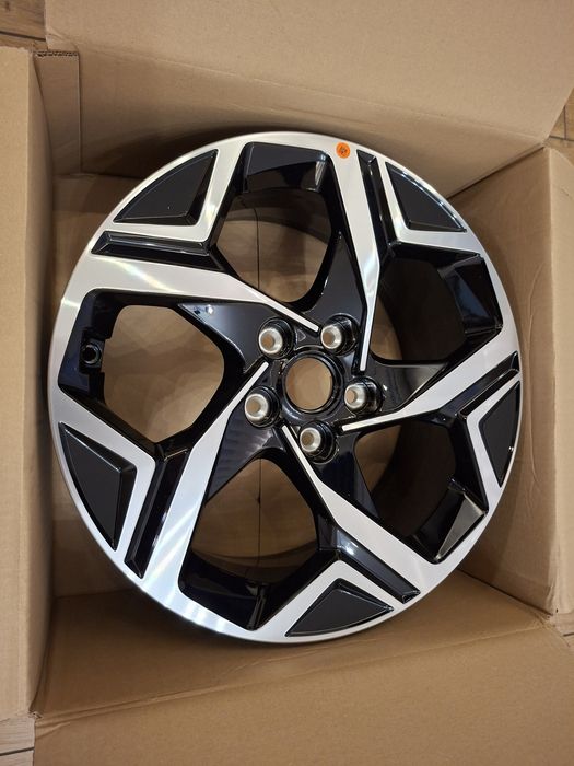 Nowa FELGA ALUMINIOWA KIA OE SPORTAGE V 17" 5x114.3 52910 R2100