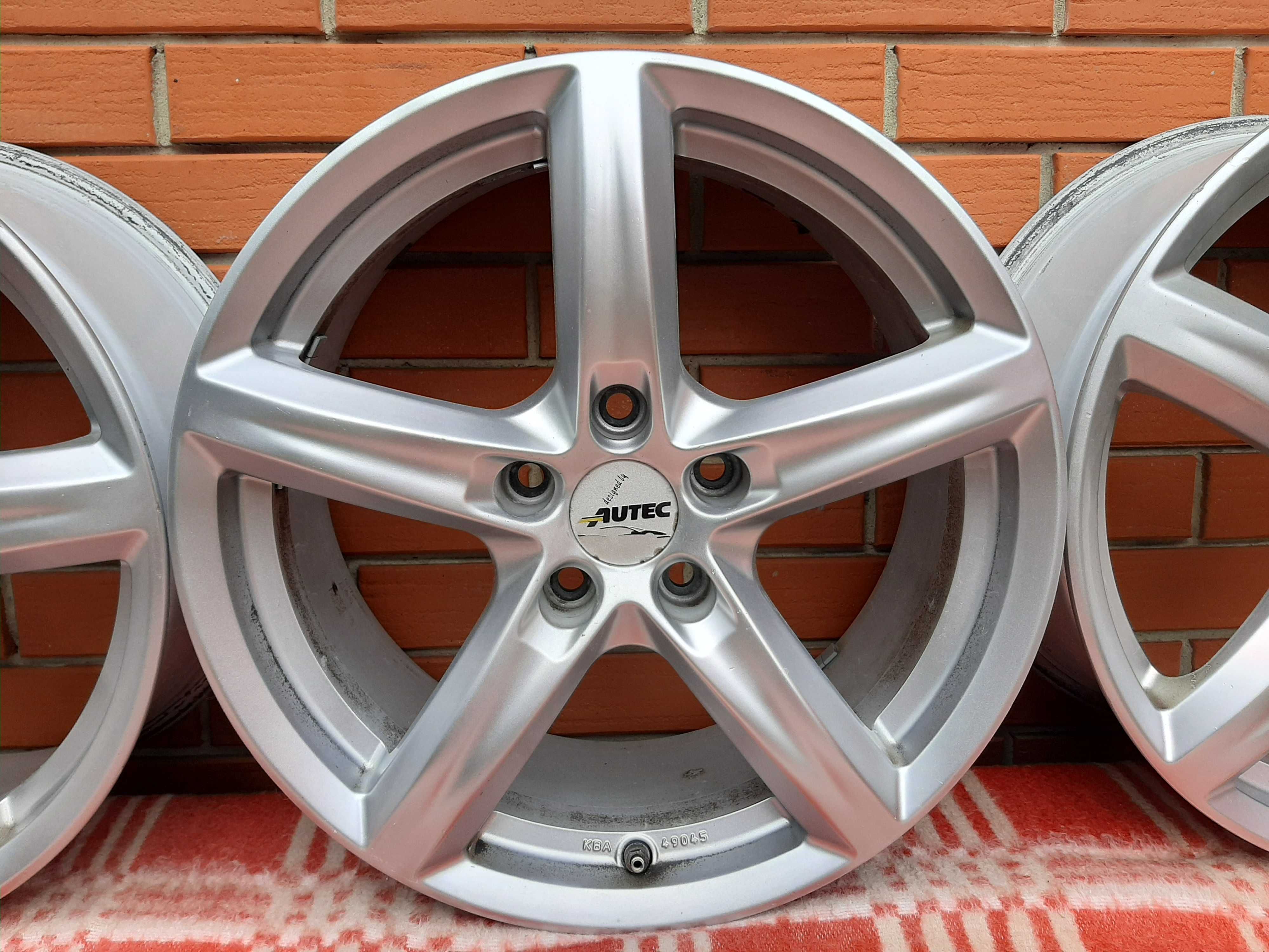 Диски Аutek модель Brock Alloy Wheels 7. J  5x R17 ET 45