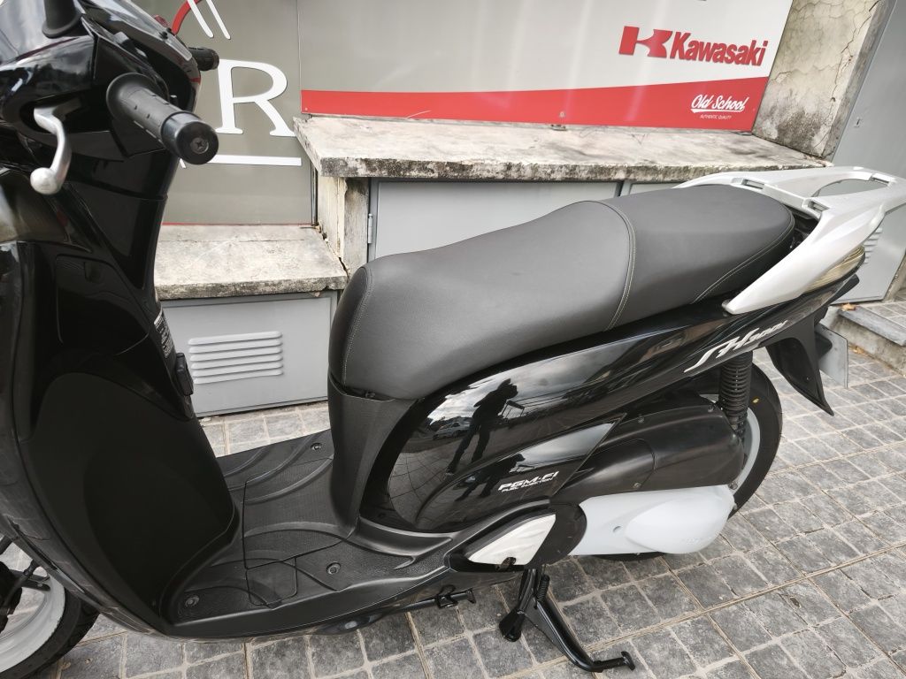 Honda SH300  em excelente estado