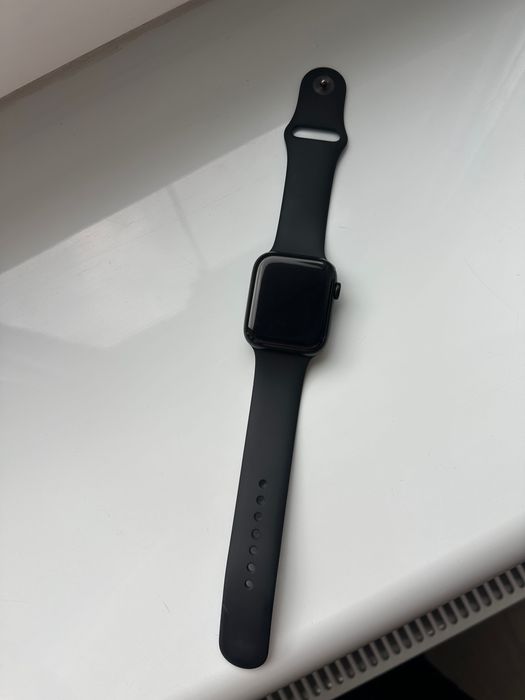 Apple Watch SE 2 44 мм