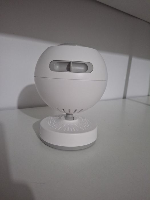 POCOCO Galaxy Star Projector. 

Це домашній планетарій/нічник з високо