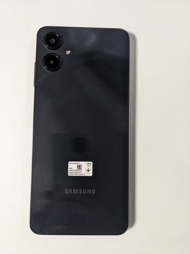 Samsung galaxy a06