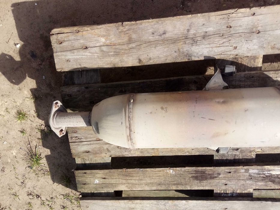 toyota AURIS E18 II 13-18 1,33 99km wydech środkowy