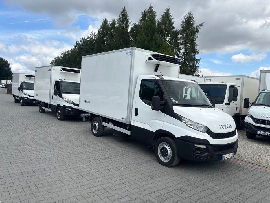 Iveco 35S13,,35S14,,35S15  IVECO DAILY  chlodnia izoterma podwozie do zabudowy