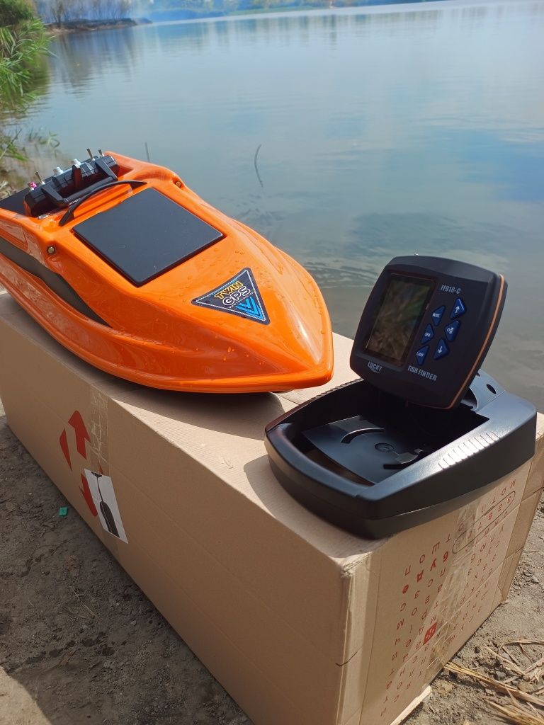 Карповий кораблик GPS, автопілот.
