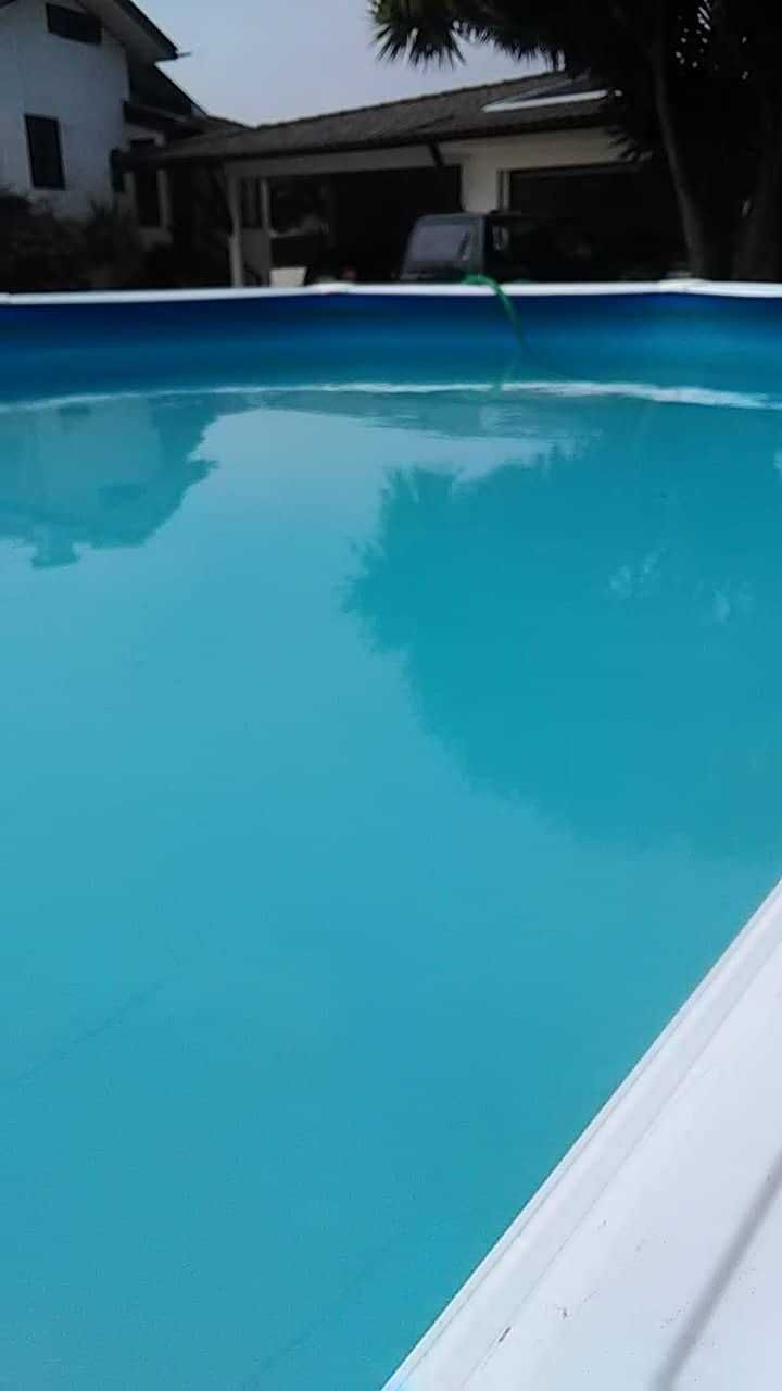 Limpeza e manutenção de piscinas