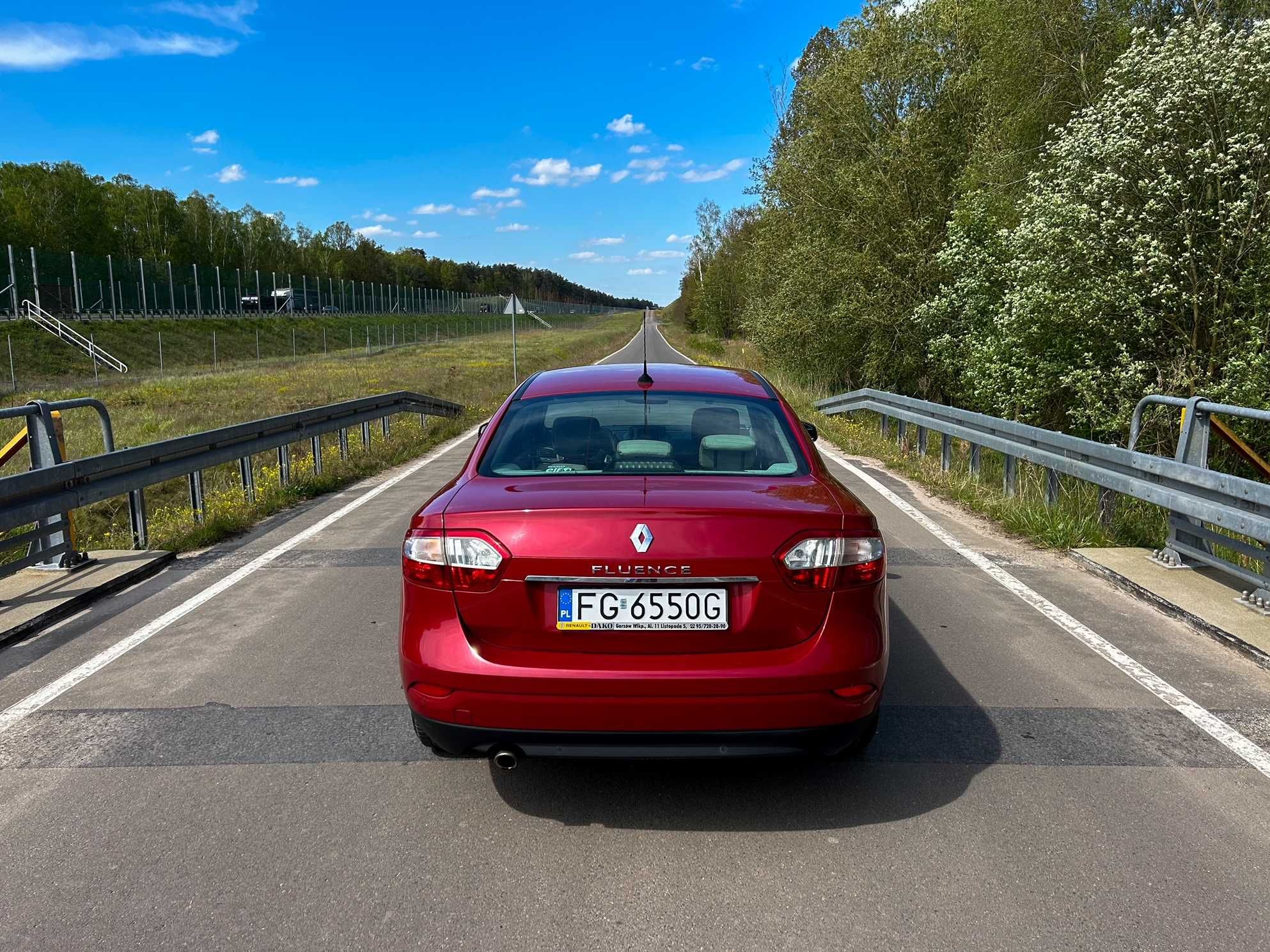 renault fluence 1,6 benzyna  polski salon prywatny 138 tyś km stan bdb