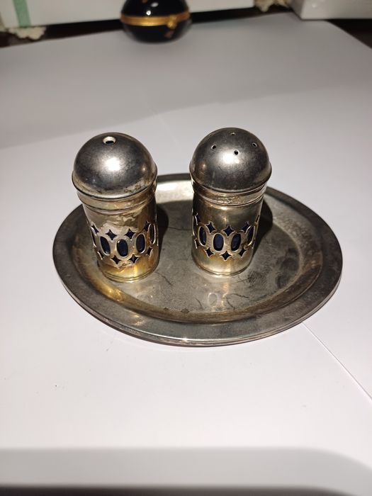 Saleiro e pimenteiro