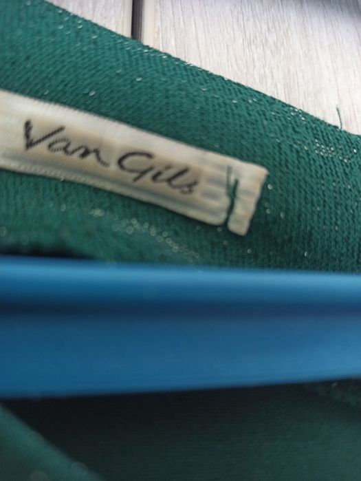 Продам гарне платя зеленого кольору