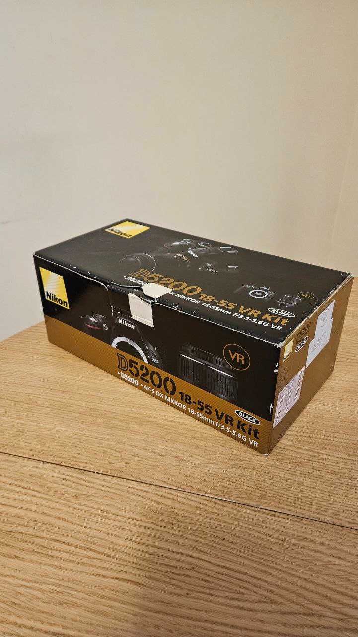 Фотоапарат Nikon D5200 kit 18-55 + сумка + зарядне