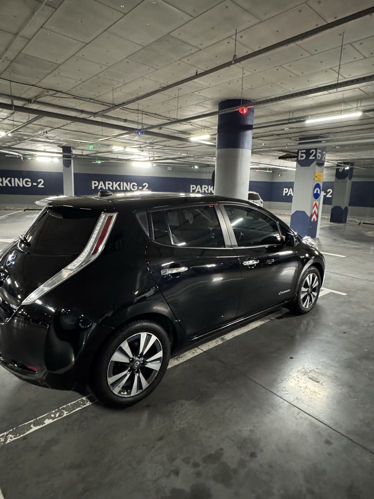 Nissan Leaf 2016