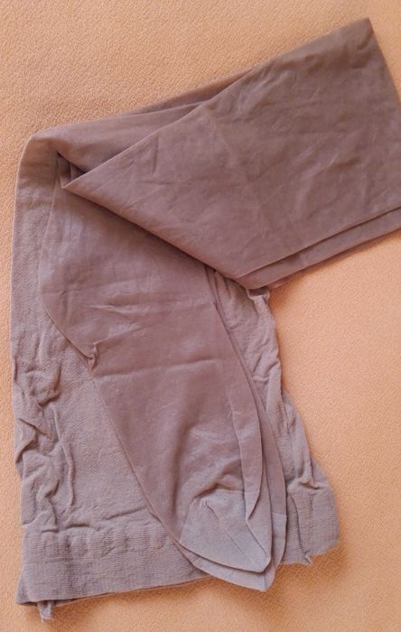 Rajstopy damskie kolor opalony.