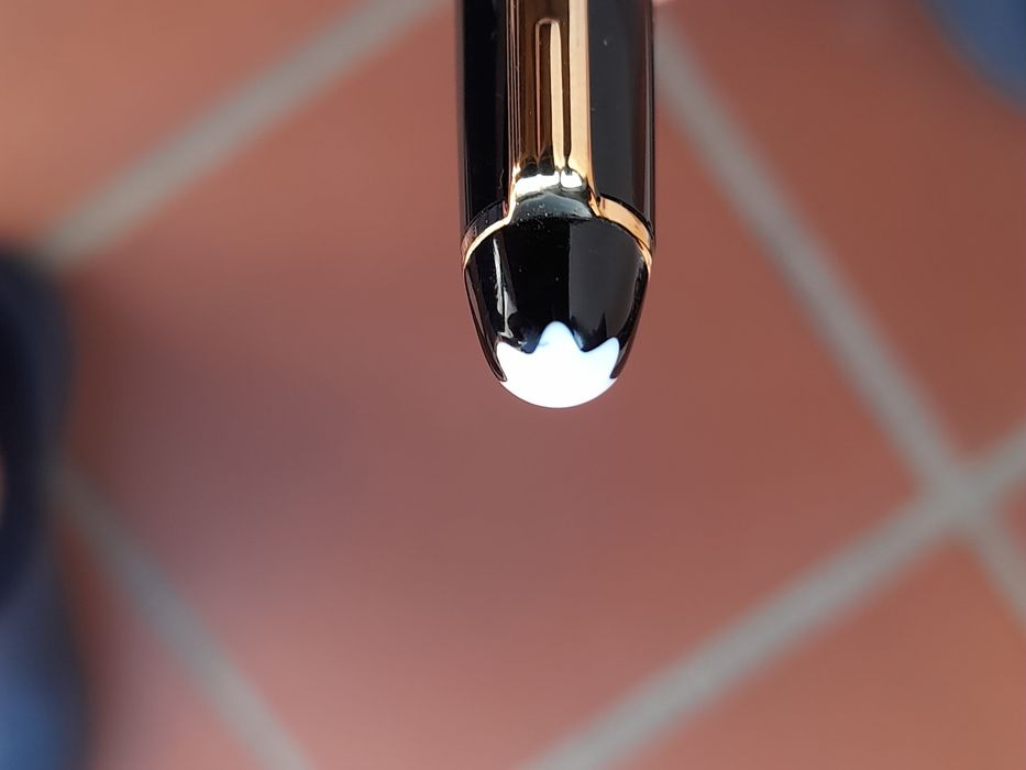 Caneta Montblanc Meisterstuck Petit Mozart