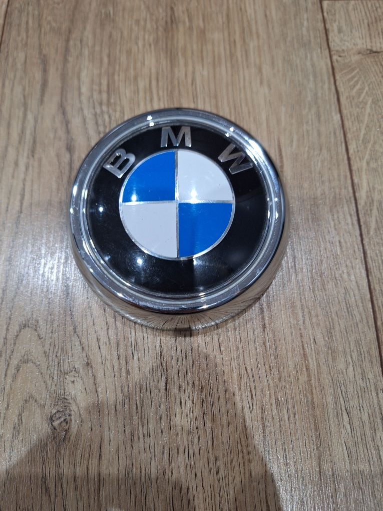 Emblemat znaczek bmw