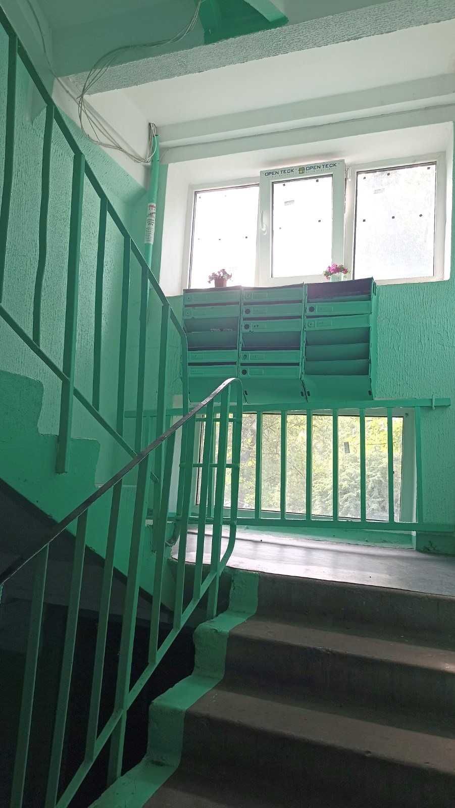 Продам 3 к. кв. у Дніпровському районі, вул. Анатолія Солов'яненко 13