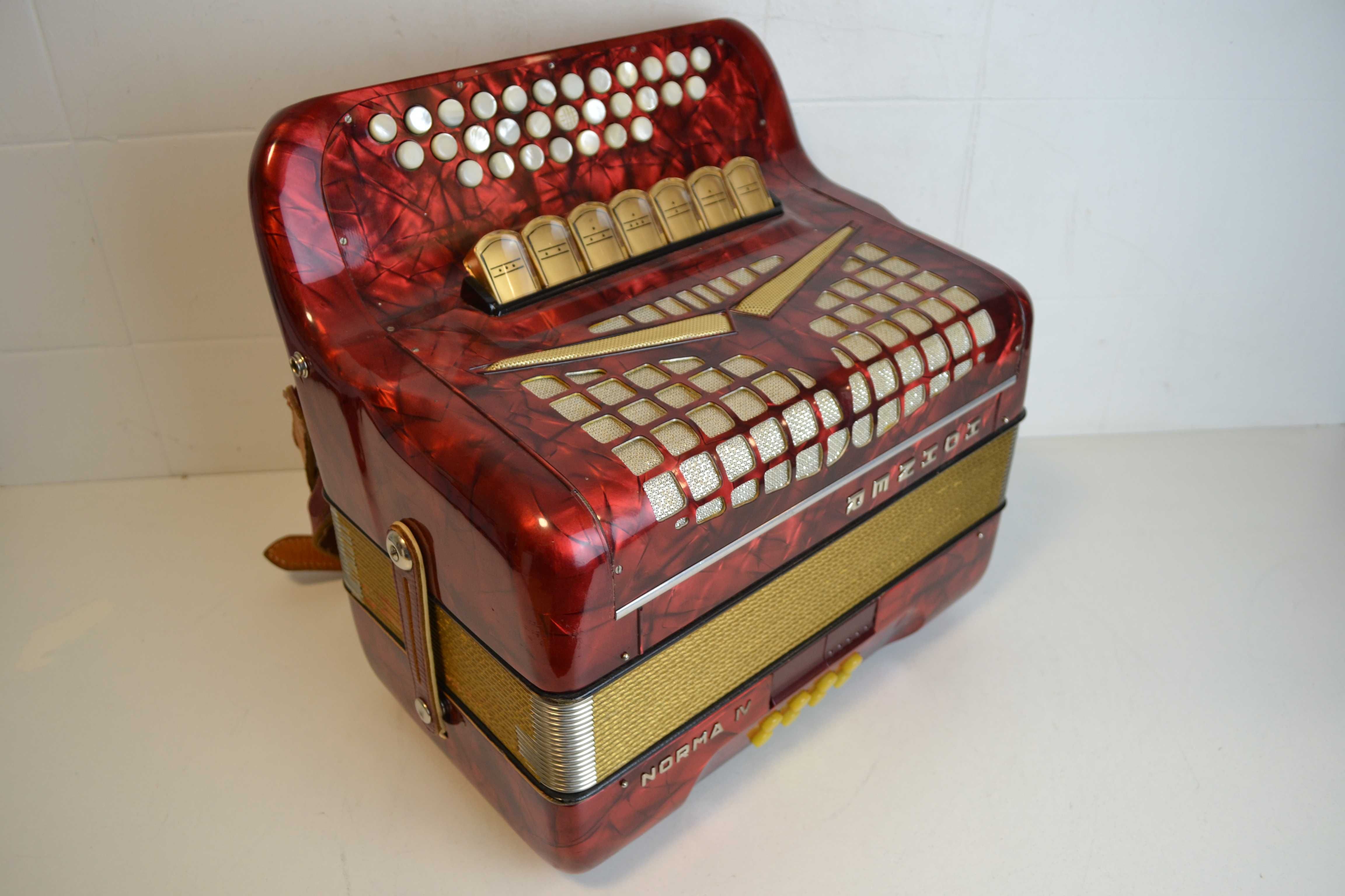 Concertina Hohner Norma IV 4 Voz . Pormoçao