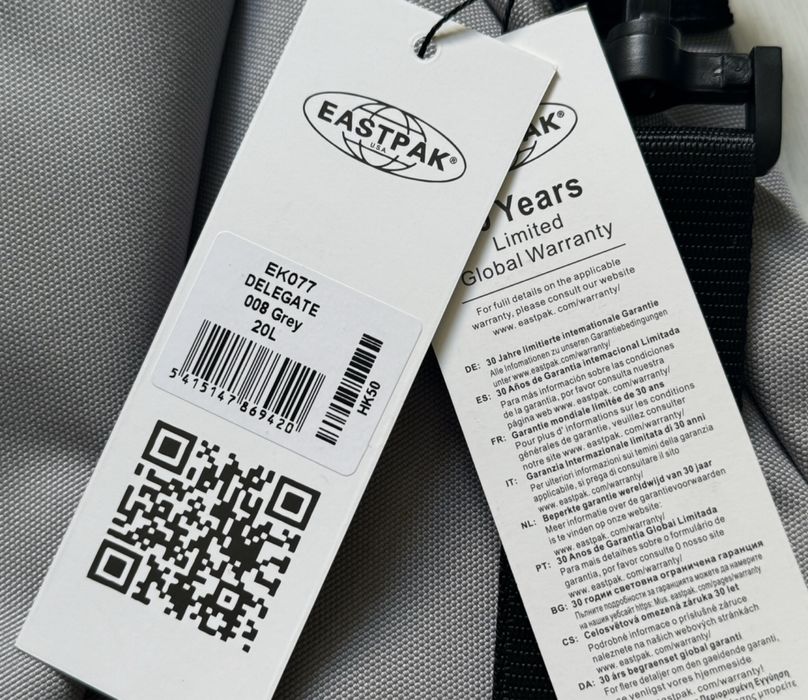 Сумка через плече EastPak Delegate 008 20L у 2-ох кольорах.