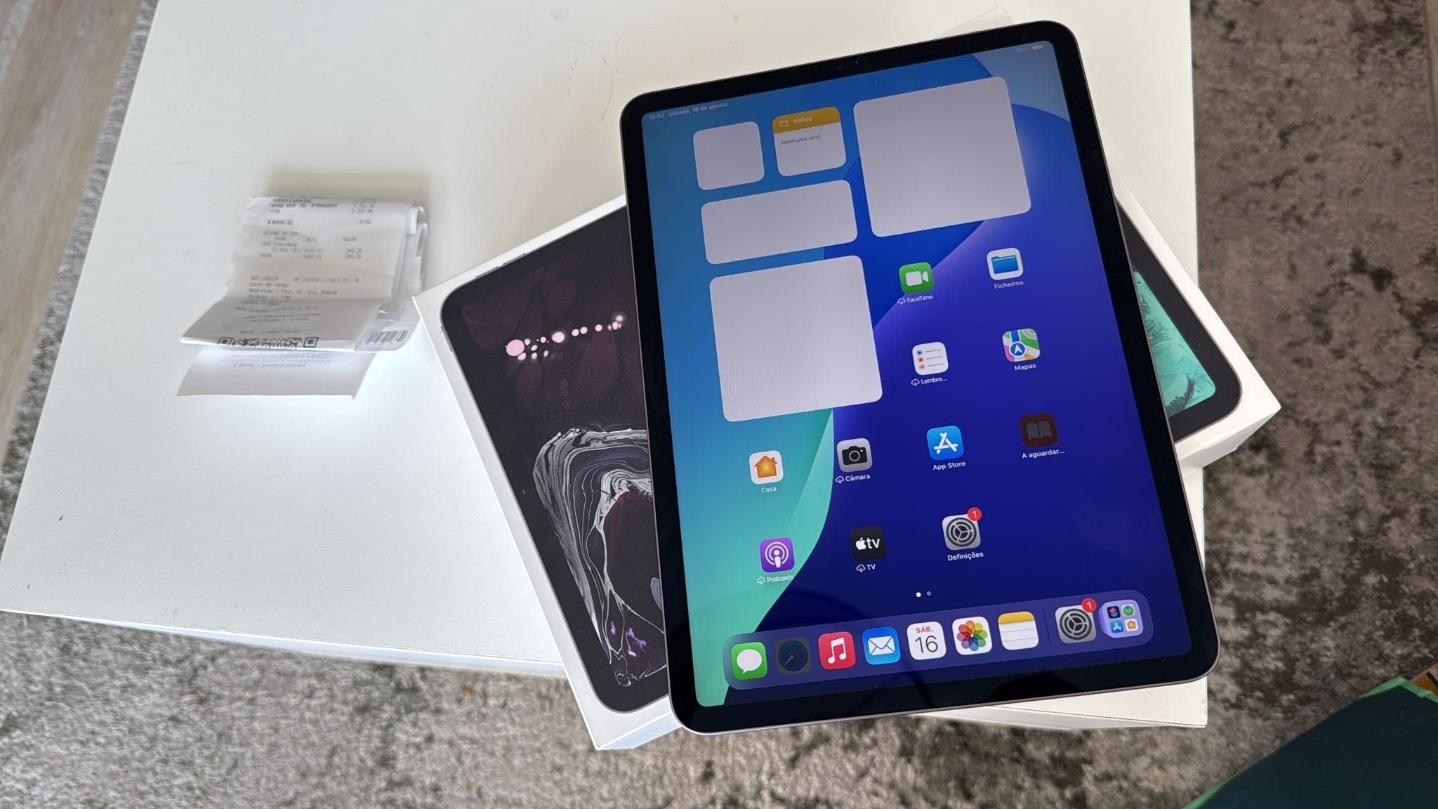 Vendo iPad Pro 11" 256Gb Preto Fatura de Compra