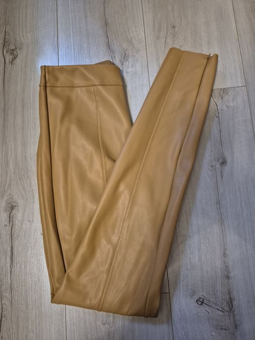 Skorzane spodnie legginsy suwaki