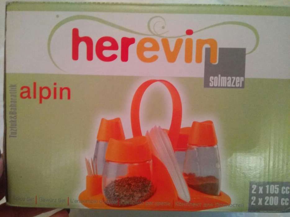 Ёмкость для специй HEREVIN