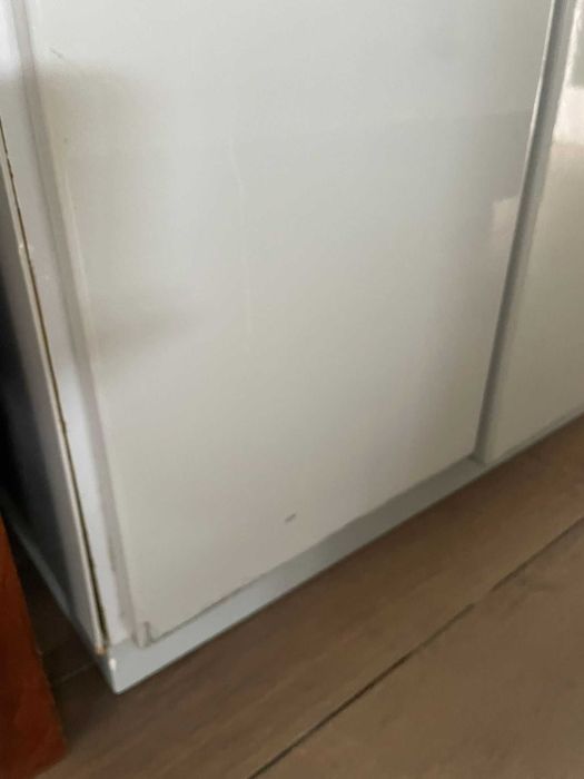 Móvel de cozinha com frigorifico