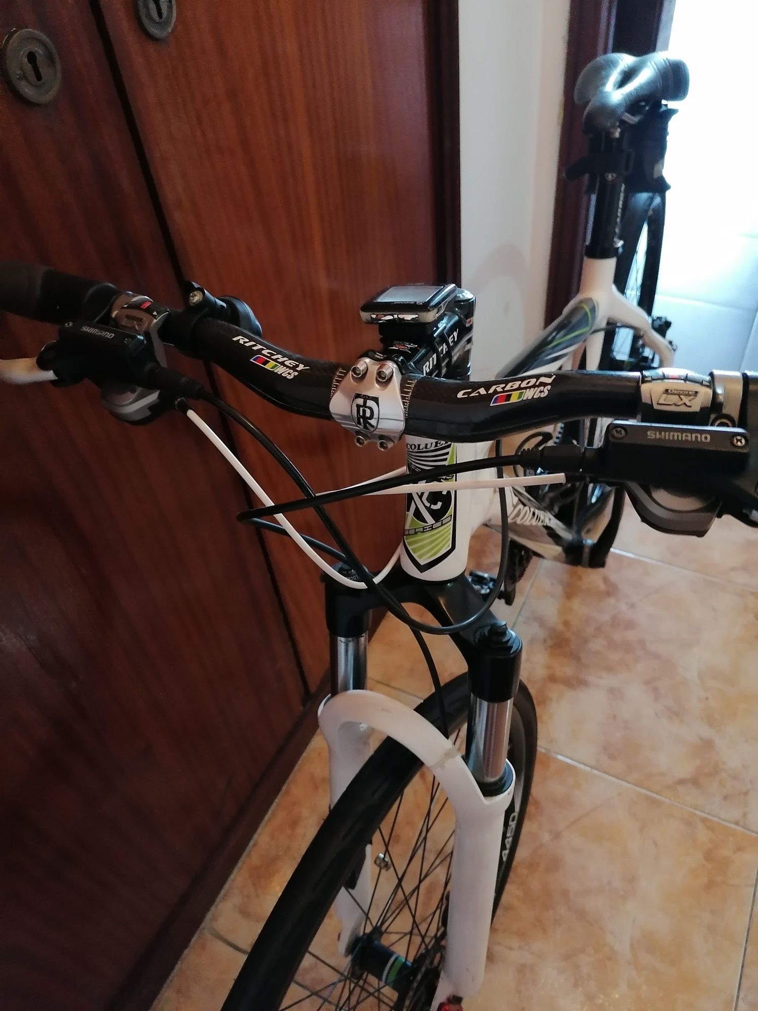Bicicleta em carbono