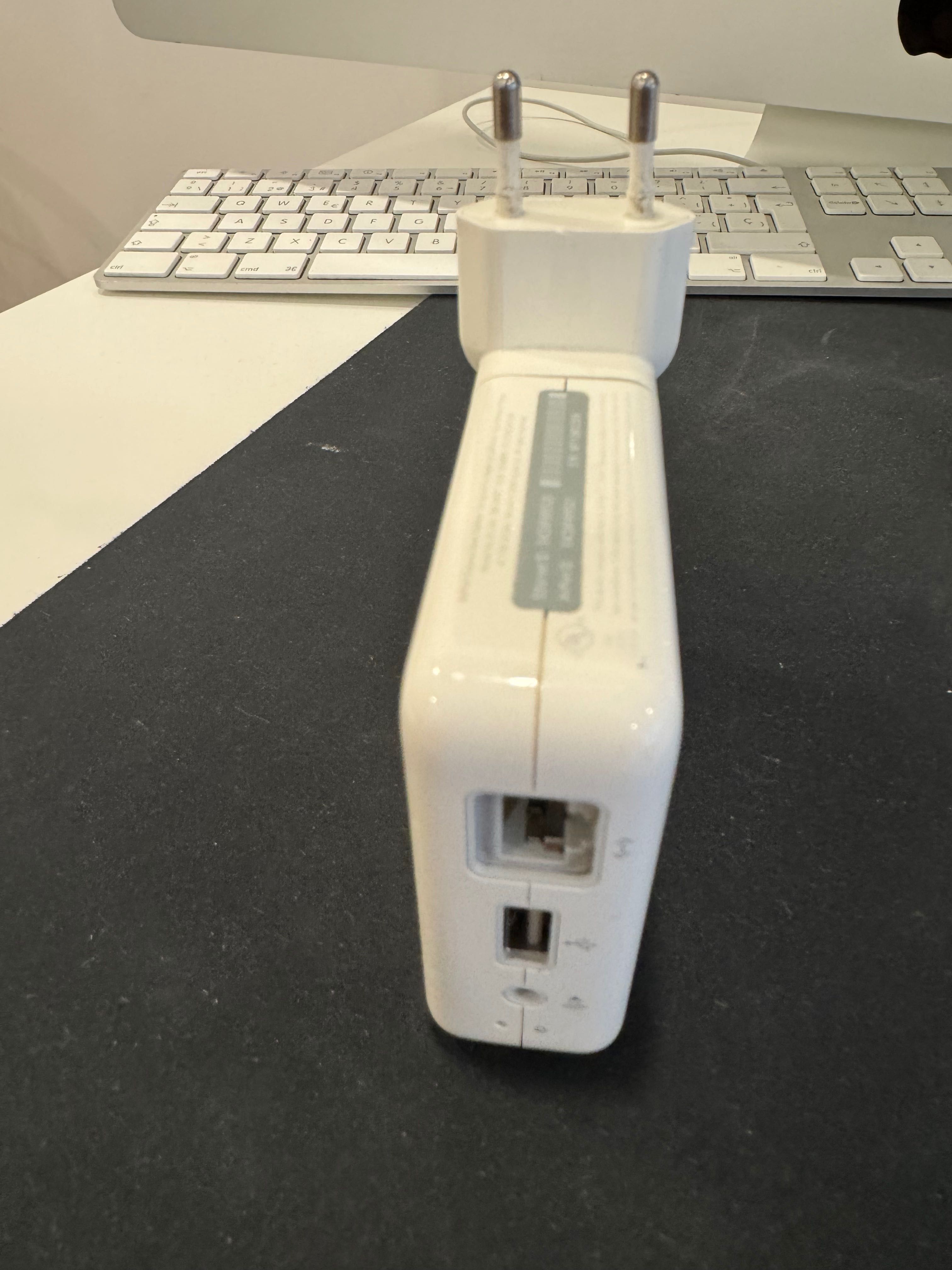 AirPort Express (1ª Geração) - Ideal para Rede Wi-Fi e AirPlay!