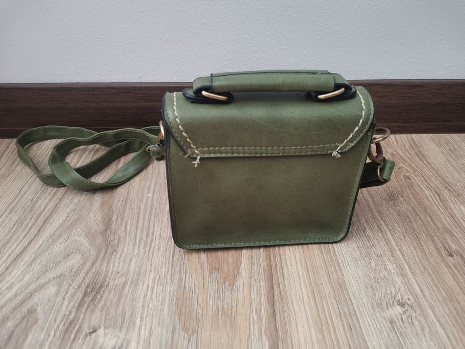 Sprzedam torebkę na pasku