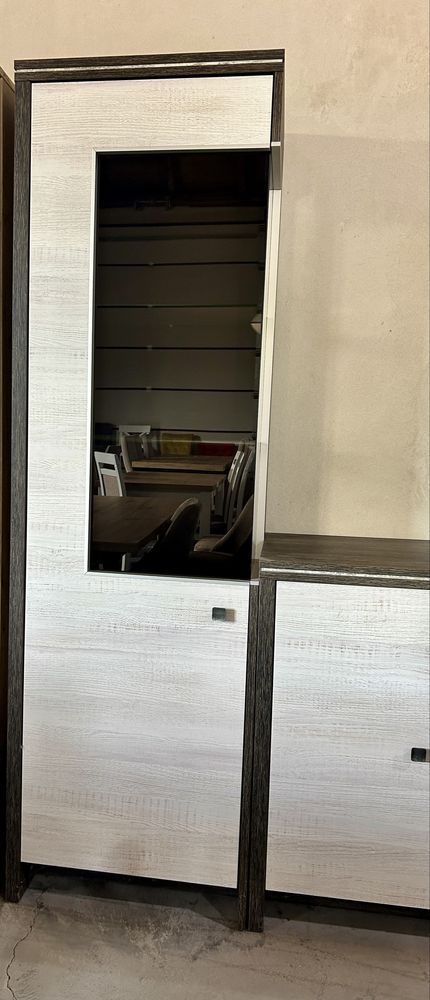 Sprzedam komoda witryny elegancki zestaw do pokoju