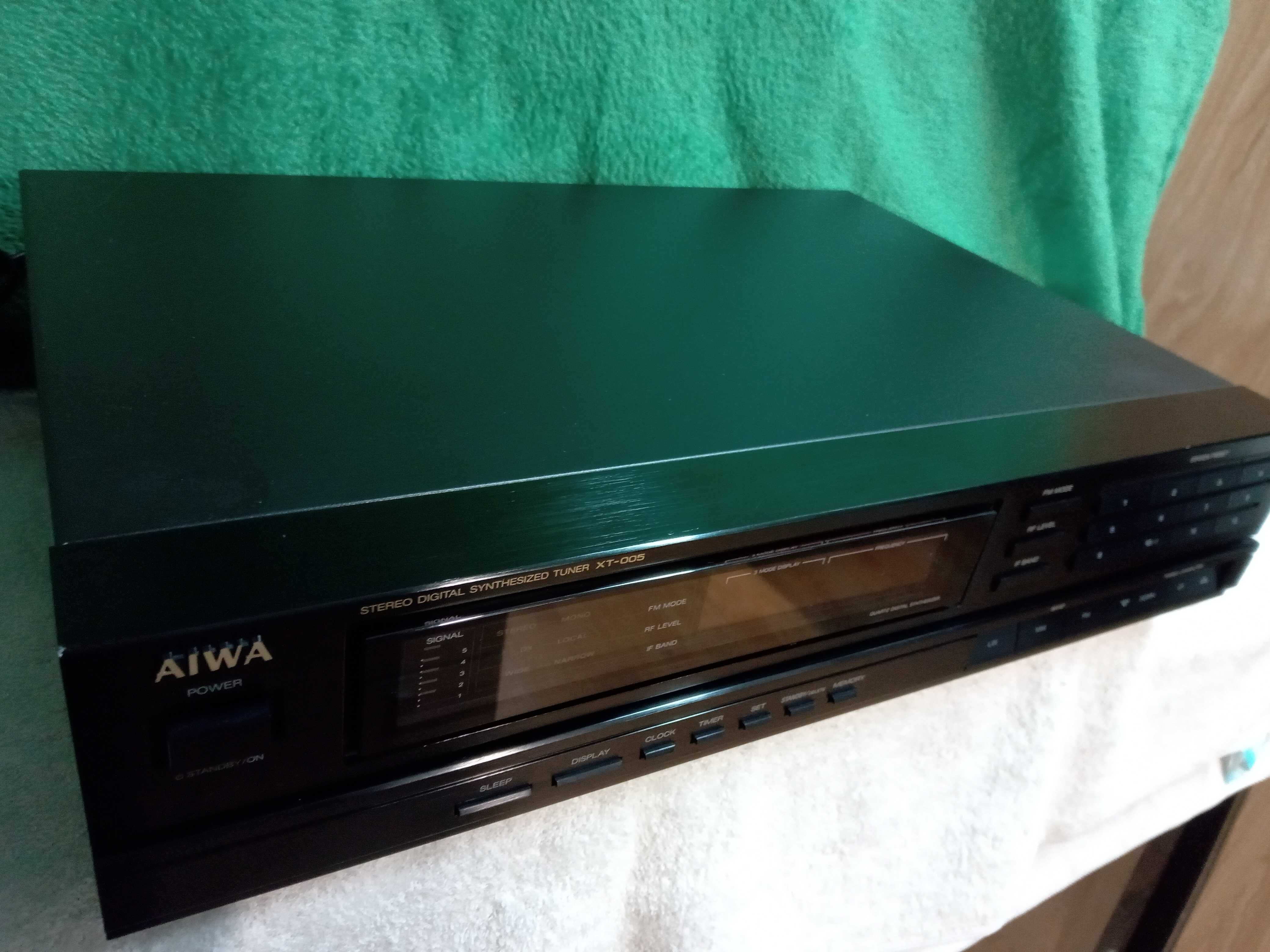 Tuner AIWA XT005 cyfrowy