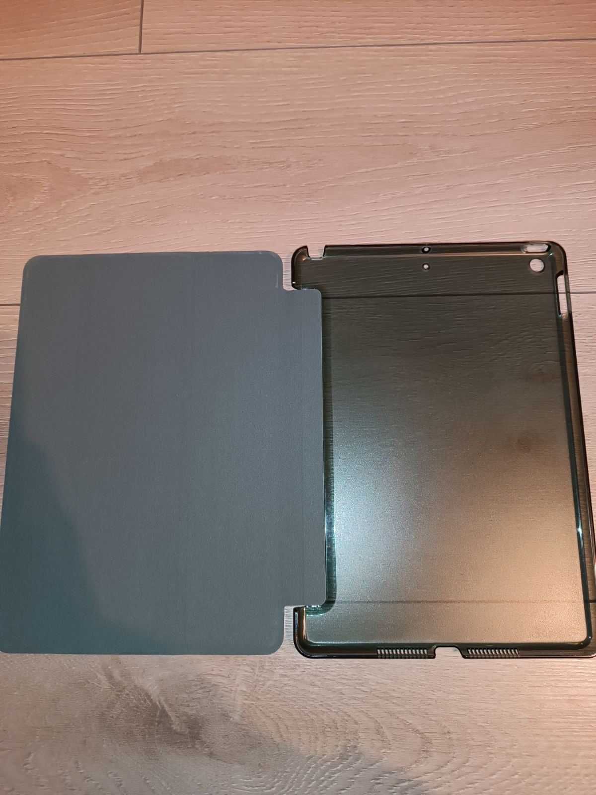 Etui na tablet 10,2 cali ciemnozielony