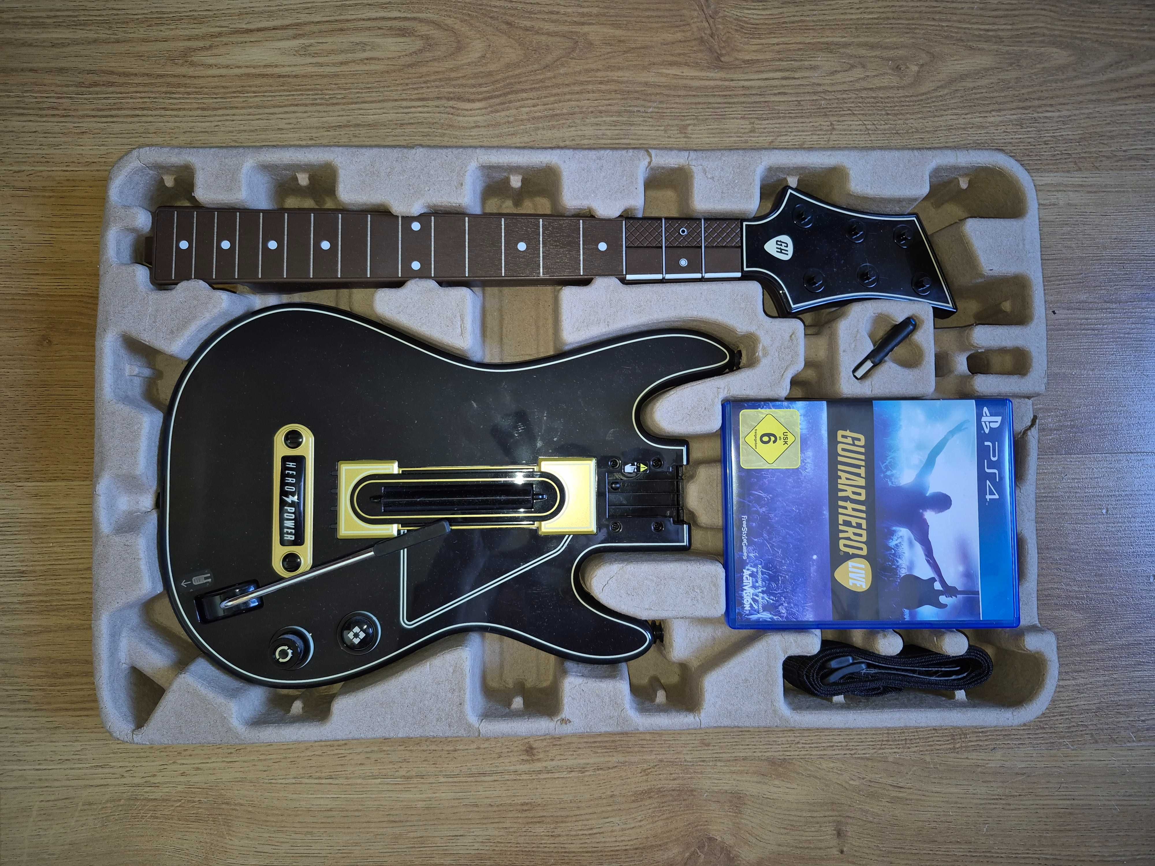 Guitar Hero Live PS4 2 gitary CD stan idealny komplet URLOP 4-18.SIERP