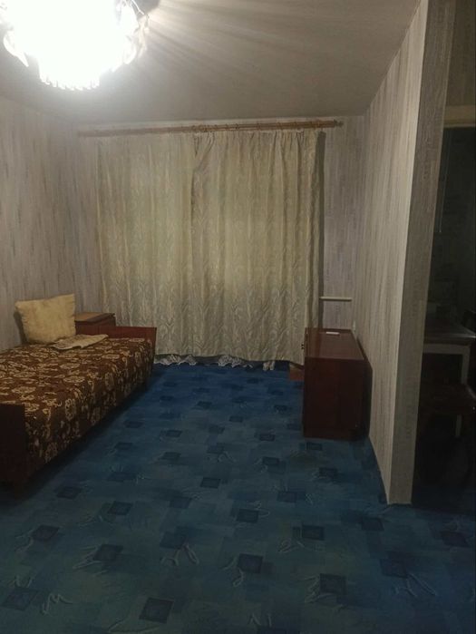 Сдаётся 2х комнатная квартира в центре
