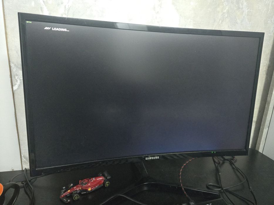 Монітор 23.5" Samsung Curved