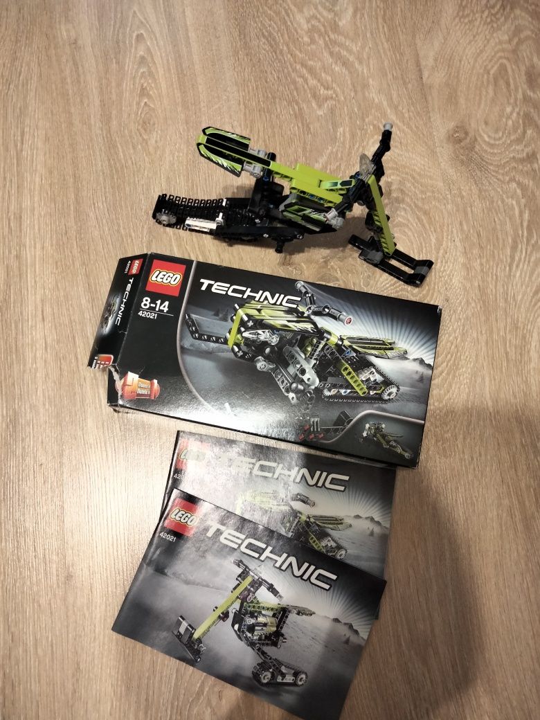 LEGO technic 42021