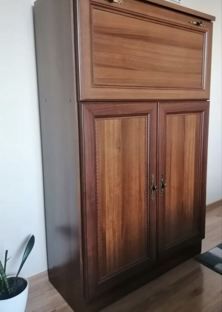 Oddam barek kredens szafke mebel