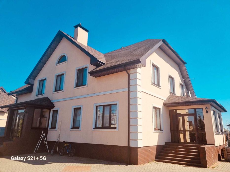 Долгосрочная аренда половині 2 єт. дома 145 кв.м. в с.Осещина