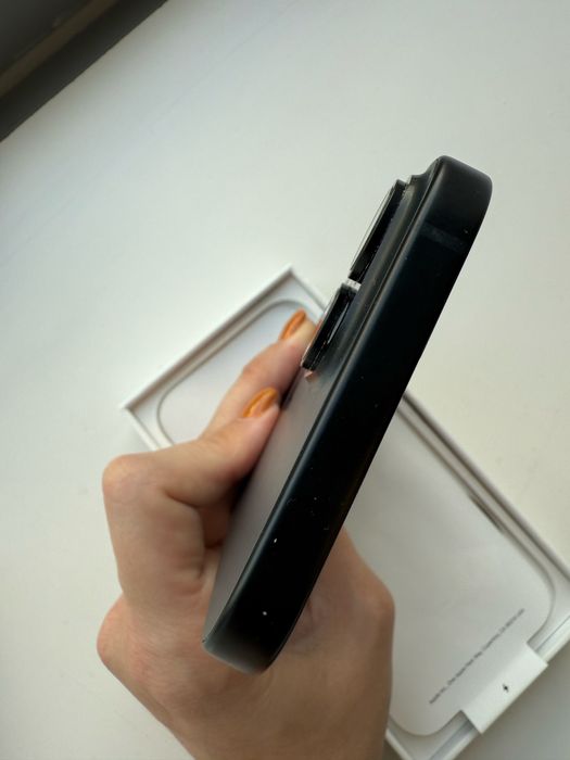 iPhone 15 256 GB Preto