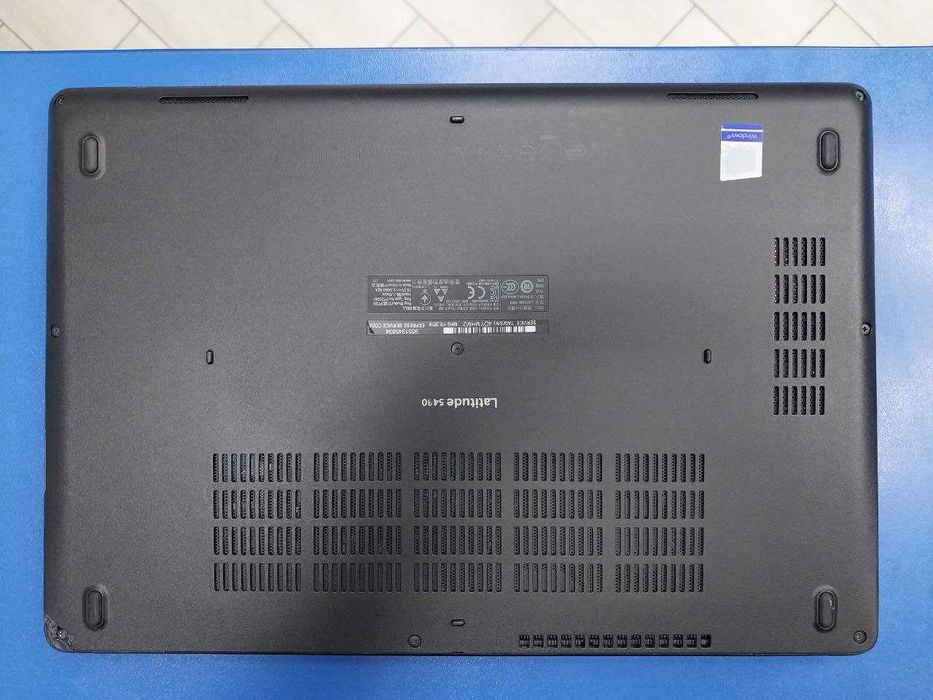 Ноутбук Dell 5490 хороший стан (чотириядерний) ПОТУЖНИЙ!