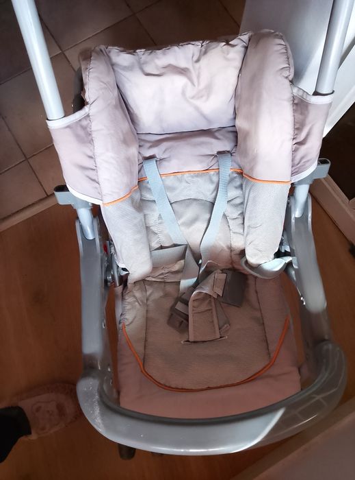 Carrinho de bebe. Acolchoado