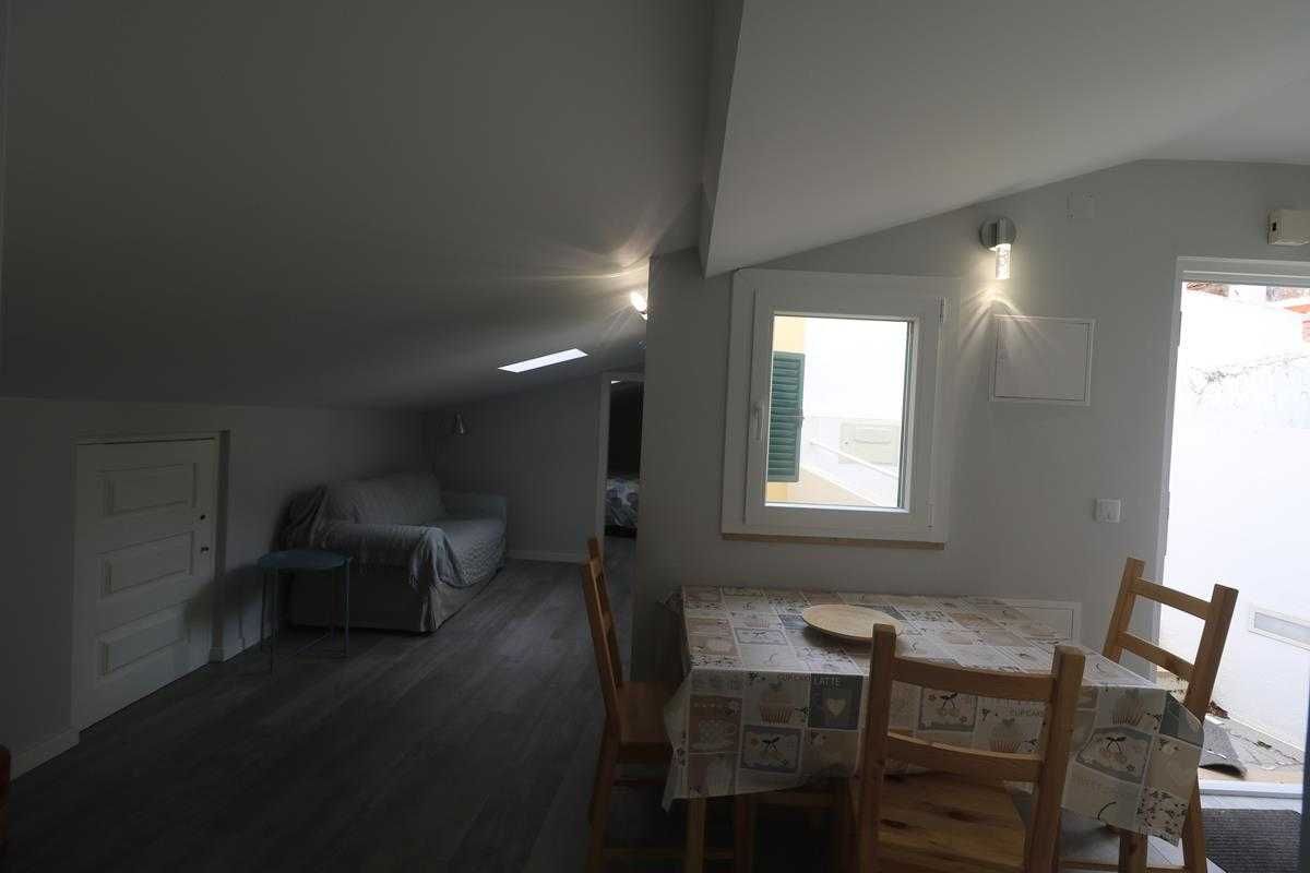 Apartamento T1 para férias na zona histórica de São Martinho do Porto