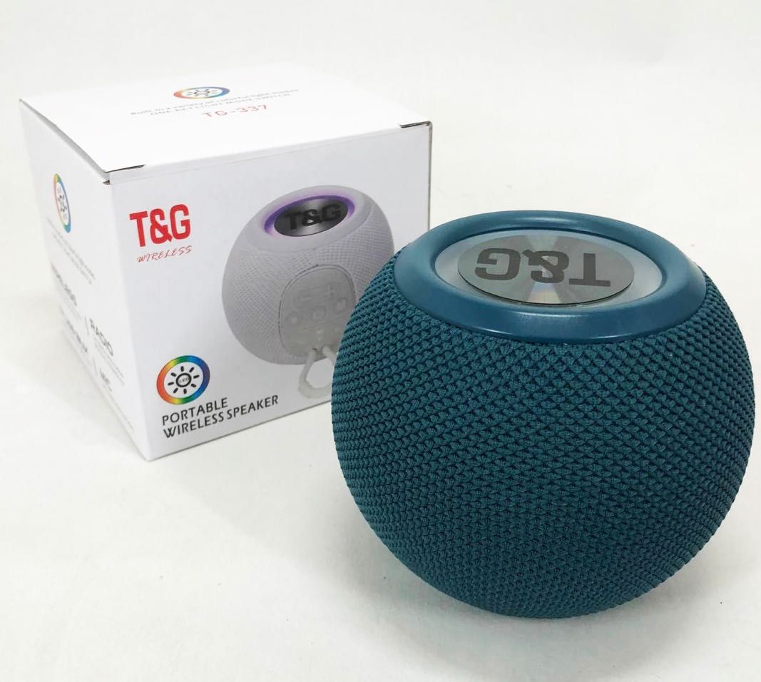 Бездротова потужна колонка з Bluetooth, RGB-підсвічуванням та радіо