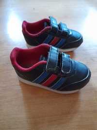 Buty sportowe adidas 23