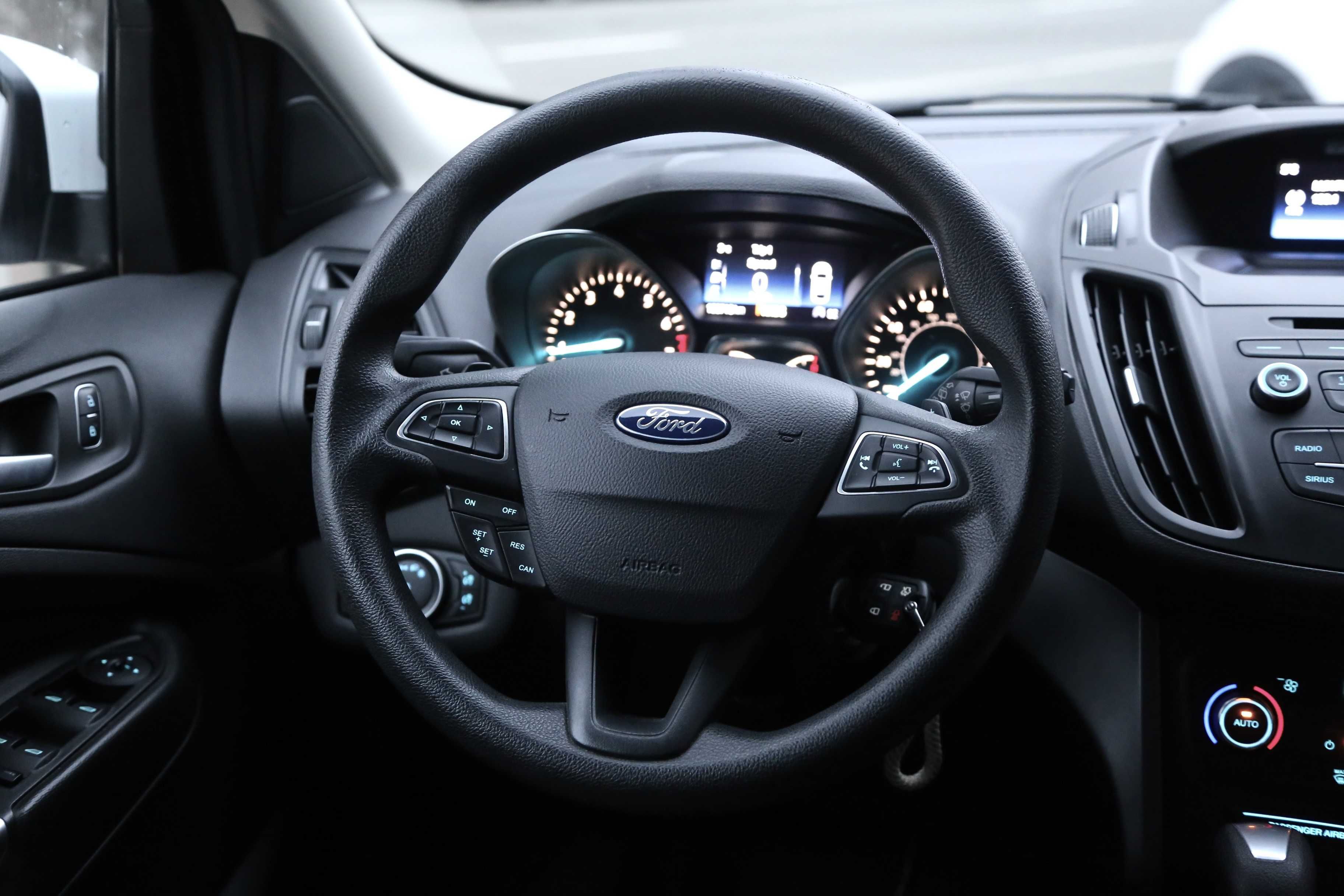 Ford Escape 2017 року