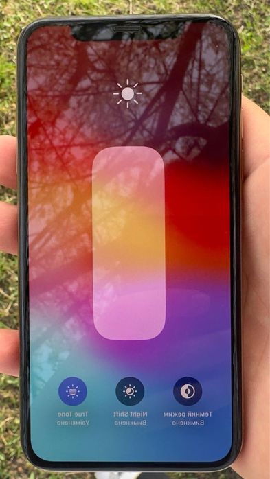 Iphone xs 64gb. Є білий та жовтий акумулятори 100%
